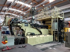 Husky 2750 Ton Injection Molding Machine